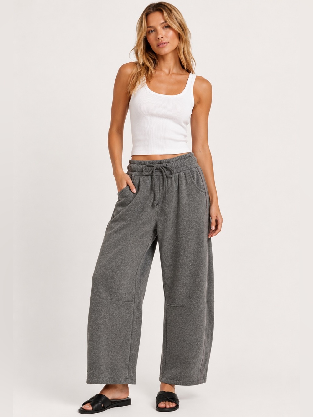 129. 📦 Women’s Charcoal Fleece Barrel Wide Drawstring Sweatpants NEW